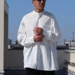 画像3: 70/30クロス ストレッチタイプライター バンドカラー L/S ボクシーシャツ【MADE IN JAPAN】『日本製』/ Upscape Audience (3)