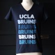 画像2: 【RE PRICE / 価格改定】 UCLA"BRUINS"コットン/三素材混カレッジプリント半袖VネックTシャツ / Audience (2)