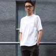 画像14: 【RE PRICE/価格改定】吊編天竺 C/Nスプリットスリーブ 胸ポケ付 Tee【MADE IN TOKYO】『東京製』  / Upscape Audience (14)