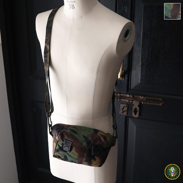DEAD STOCK / U.S. Woodland Camo Shoulder Pouch（ アメリカ軍 ウッド 